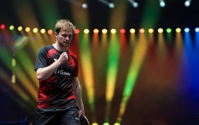 他用标志性 他用标志性