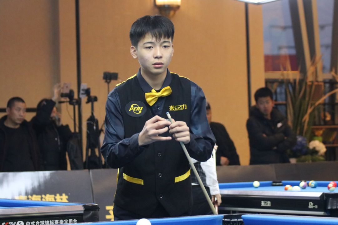 两队的技战 两队的技战