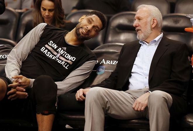 鲍威尔出战 鲍威尔出战